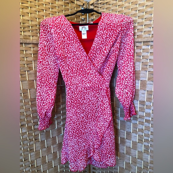 Cute Sweet Storm red dress! ❤️‍🔥🫶🏻              Size Small - Picture 2 of 2
